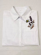 Wild Meadows : Chemise en coton brodée de fleurs et d'abeilles bourdones