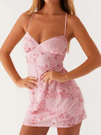 Robe dos nu brodée de sequins pour femmes