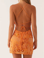 Robe dos nu brodée de sequins pour femmes